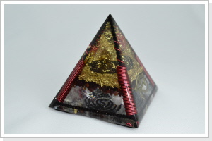 kleine Orgon Pyramide - Citrin (Red)